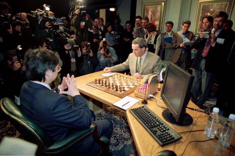 Kasparov vs. Karpov -- in Midtown manhattan